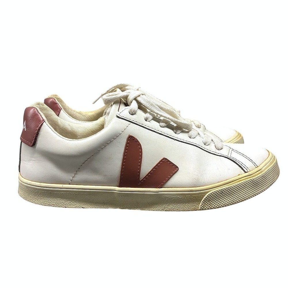 Veja Campo Low Top Sneakers Womens 7 White Burgundy Casual Skate Leather